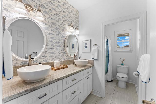 5158 Steinbeck Ct, Carlsbad CA: https://media.crmls.org/mediaz/806493cd-7c15-4378-9943-a94e0dd3734f.jpg