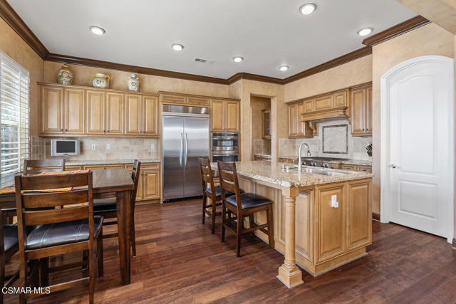1728 Bluesage Court, Simi Valley CA: https://media.crmls.org/mediaz/80660a21-67c2-4357-a4da-0cef5426681f.jpg
