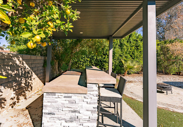 43120 Texas Avenue, Palm Desert CA: https://media.crmls.org/mediaz/806689e4-1af6-4079-893f-1ef7e490d381.jpg