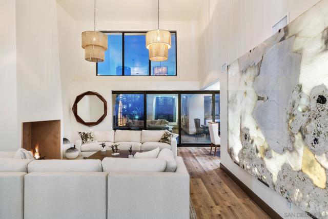 6675 Caminito Lindrick, La Jolla CA: https://media.crmls.org/mediaz/8066c8d2-cc34-4da2-8b07-b182579aef01.jpg