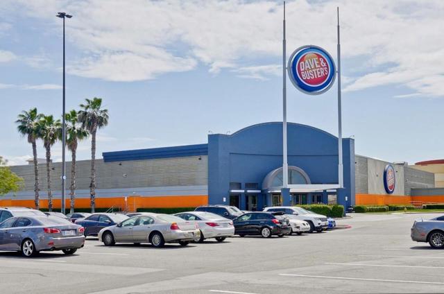 285 Wild Rose Way, Milpitas CA: https://media.crmls.org/mediaz/80690176-5b9c-4bcd-97be-a78ed17f9fe1.jpg