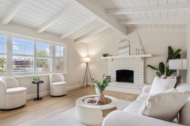 1394 Marlin Avenue, Foster City CA: https://media.crmls.org/mediaz/806b5eb5-145b-4010-8880-a6f4f2468625.jpg
