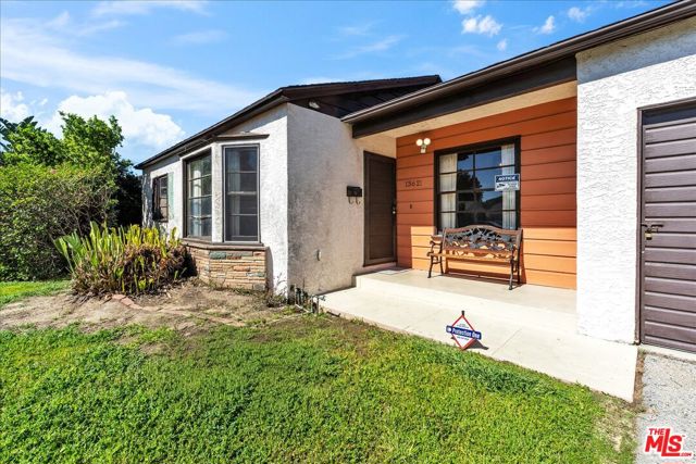 13621 Addison Street photo 3