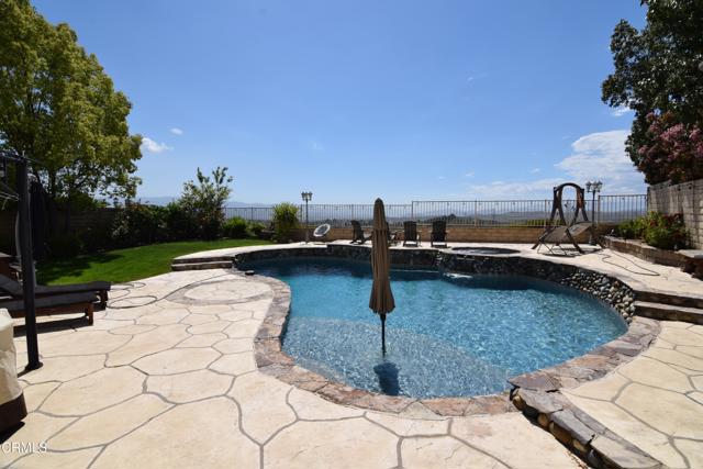 Detail Gallery Image 37 of 47 For 28469 Horseshoe Cir, Saugus,  CA 91390 - 4 Beds | 3 Baths