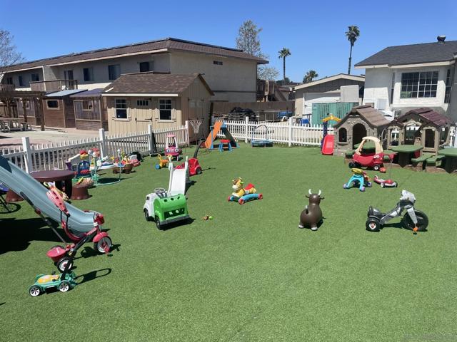 720 W California Ave., Vista CA: https://media.crmls.org/mediaz/806f2924-0945-45a0-b7ed-01b7e9dbcfd8.jpg