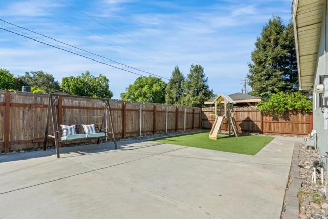 816 Bowen Avenue, Modesto CA: https://media.crmls.org/mediaz/806fd65b-3a60-479a-b1fd-abe7f08fdfdd.jpg
