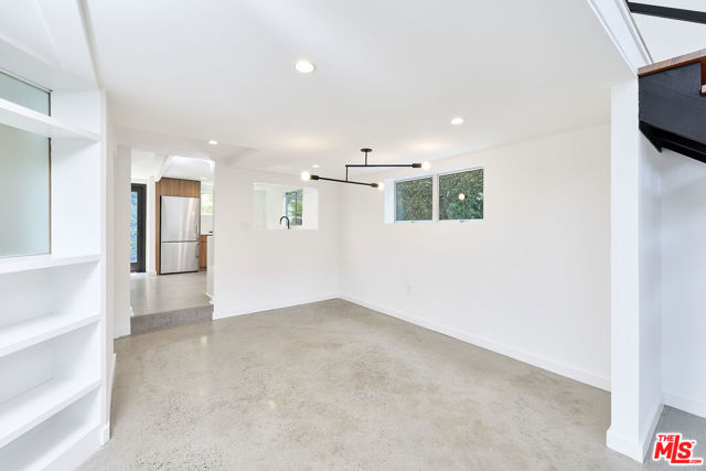 519 1/2 San Juan Avenue, Venice CA: https://media.crmls.org/mediaz/806fe93a-c50e-488f-b5de-bf34f881fde8.jpg