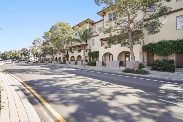 8301 Rio San Diego Dr, San Diego, California 92108, 3 Bedrooms Bedrooms, ,2 BathroomsBathrooms,Townhouse,For Sale,Rio San Diego Dr,250019521SD