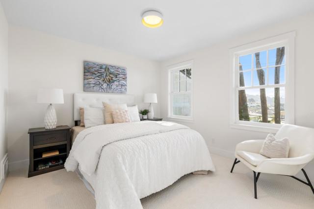 309 Channing Way, Pacifica CA: https://media.crmls.org/mediaz/80703794-5e8a-4abf-8d4e-9f2f561863c9.jpg