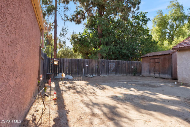 6691 Pecan Avenue, Moorpark CA: https://media.crmls.org/mediaz/807157b8-1af8-43fa-84ff-5261be6cea52.jpg
