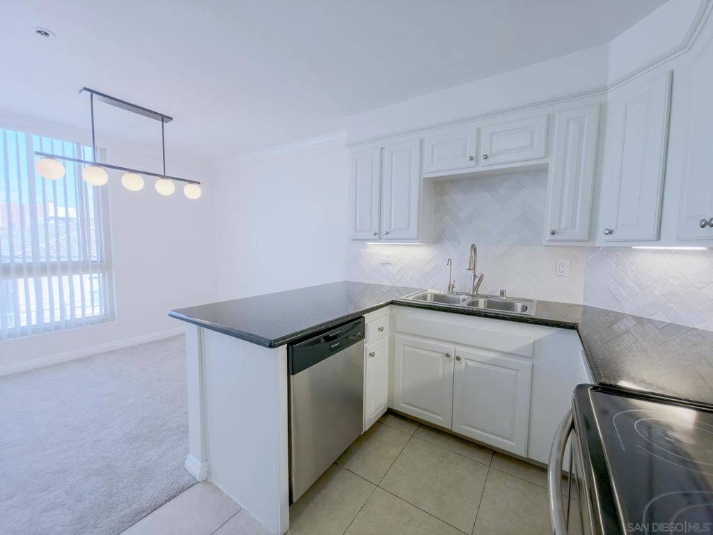 3939 Illinois St. - photo 10