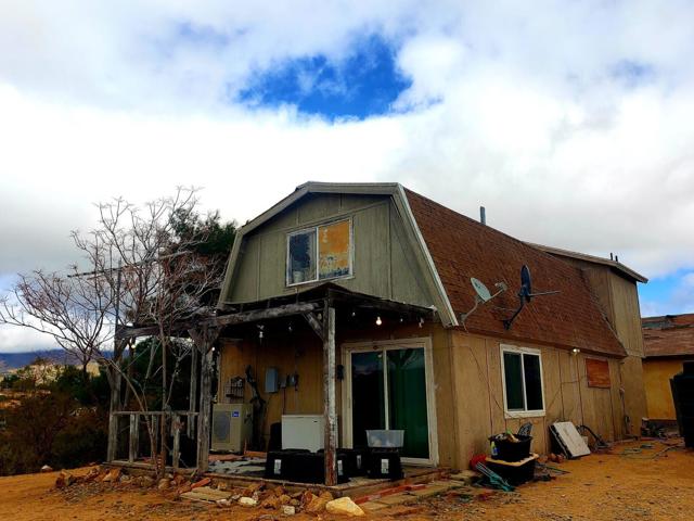 38400 Fischer N Road, Anza CA: https://media.crmls.org/mediaz/8071a575-2cab-4ade-ace5-8bf1dd384bc9.jpg