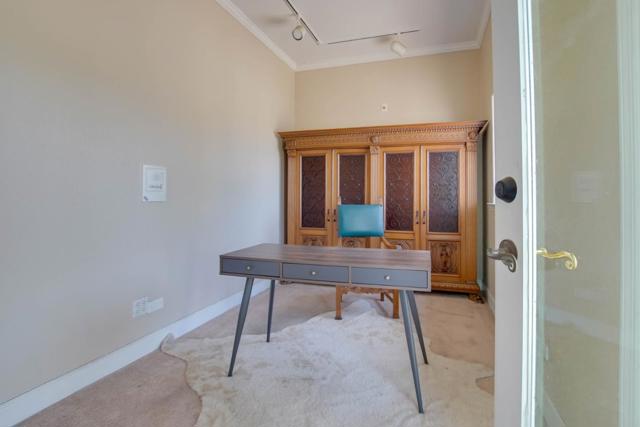 160 Tevis Trail, Hollister CA: https://media.crmls.org/mediaz/80720376-538d-472f-87df-21e0439b7911.jpg