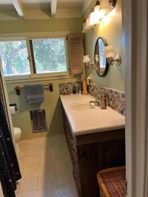 24368 San Juan Road, Carmel CA: https://media.crmls.org/mediaz/807229f3-9cd6-4072-b4db-eecb5af0deee.jpg