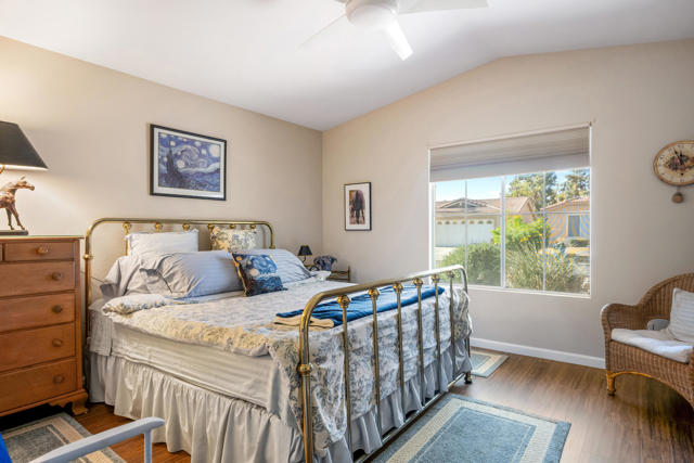 Image 20 of 43 For 49530 Lincoln Drive