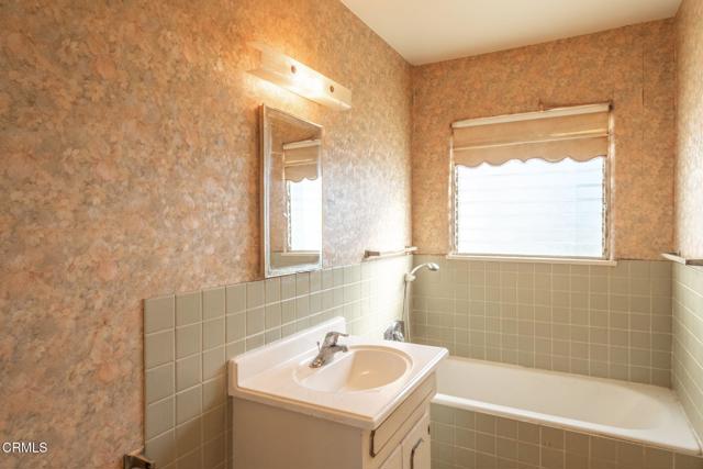 Detail Gallery Image 16 of 18 For 528 Howard St, Ventura,  CA 93003 - 3 Beds | 2 Baths