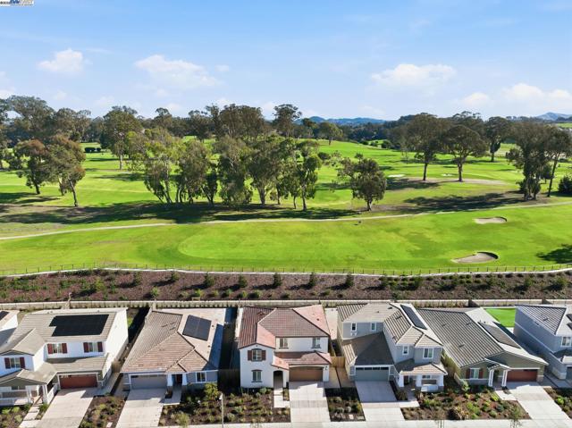 4158 Markovich Ct, Richmond CA: https://media.crmls.org/mediaz/807544c2-0d97-46d8-913d-e40003d53414.jpg