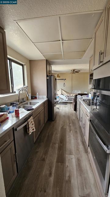80 Mims Ave, Bay Point CA: https://media.crmls.org/mediaz/8075a46f-a011-4ac1-b883-4f7156421b9a.jpg