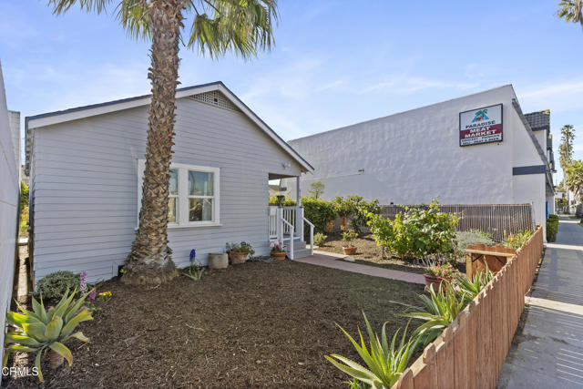 Detail Gallery Image 7 of 34 For 618 S C St, Oxnard,  CA 93030 - 2 Beds | 1 Baths