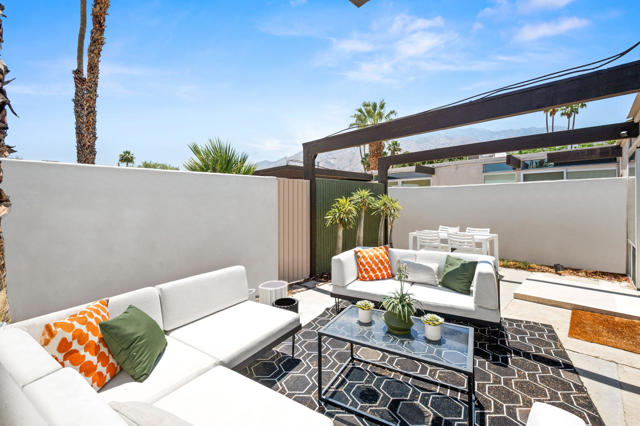 1740 N Via Miraleste, Palm Springs CA: https://media.crmls.org/mediaz/807634f5-3c9c-4534-a17f-44bf150a7672.jpg