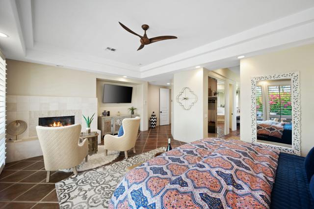 79005 Via San Clara, La Quinta CA: https://media.crmls.org/mediaz/807703f6-7fe2-4f5d-8894-405bd69cfd11.jpg