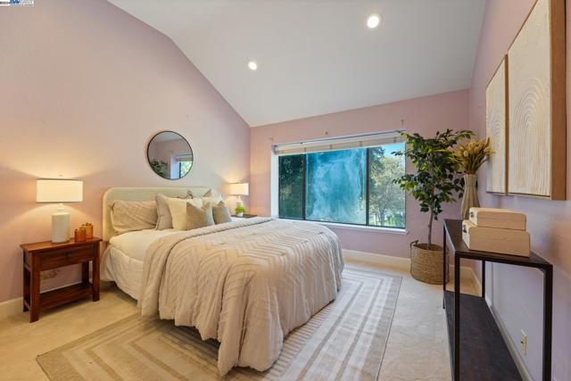 108 Kingswood Cir, Danville CA: https://media.crmls.org/mediaz/807737af-4654-49c4-af2a-144a429e3e1a.jpg
