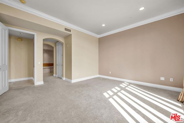 11847 Gorham Avenue, Los Angeles CA: https://media.crmls.org/mediaz/807777ca-9316-42fb-94dd-5a98a94a17b7.jpg