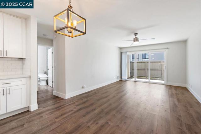 900 Southampton Rd, Benicia CA: https://media.crmls.org/mediaz/80780b56-c60e-4ef1-b1c3-2d21c35efbbb.jpg
