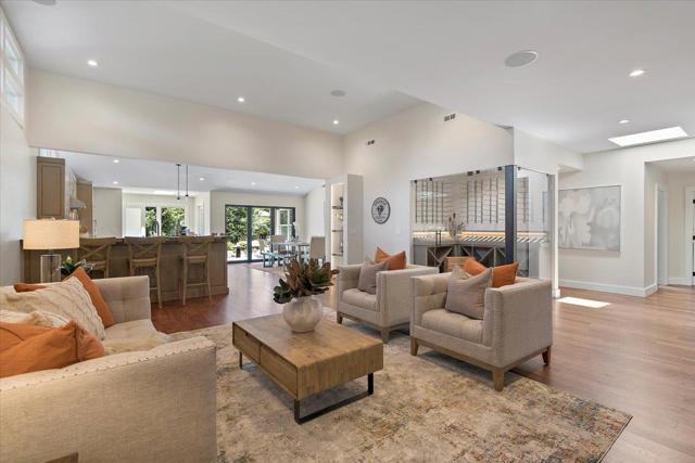427 Paco Drive, Los Altos CA: https://media.crmls.org/mediaz/807868d5-a03f-4237-9af2-780376e0916d.jpg