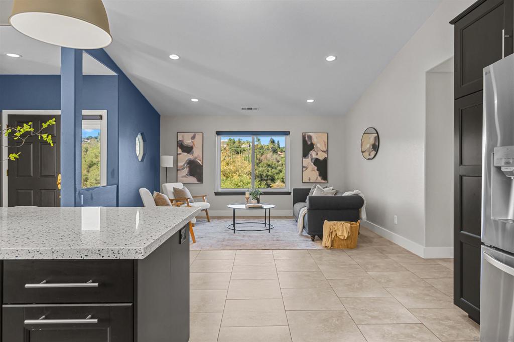 MLS #250043071SD image #48