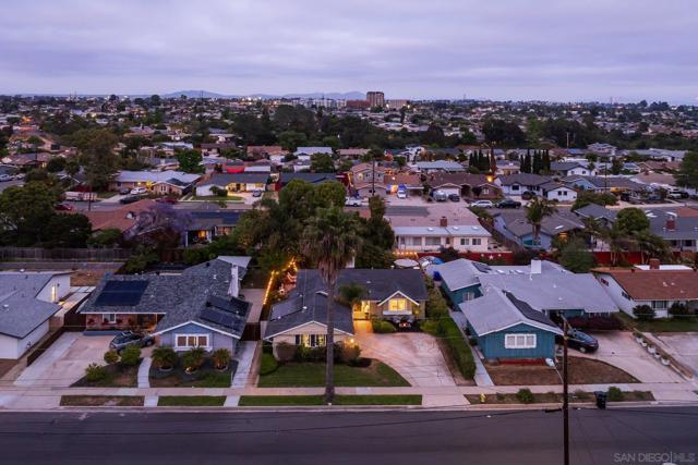 4357 Mount Hukee Ave, San Diego CA: https://media.crmls.org/mediaz/807878be-d6e9-4477-bb68-a4de980d4ccc.jpg