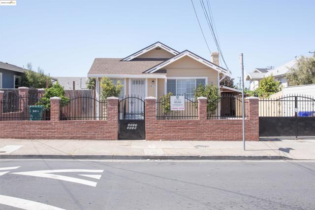 3517 Allendale Ave, Oakland CA: https://media.crmls.org/mediaz/80787d80-8a3f-4c30-a5c6-7f8204167500.jpg