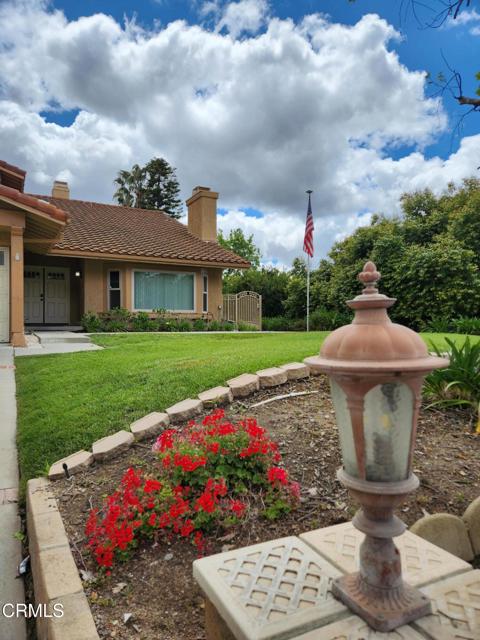 13644 Deering Lane, Moorpark CA: https://media.crmls.org/mediaz/8078c2bd-68e6-412a-b7dd-87634c8f8dd1.jpg