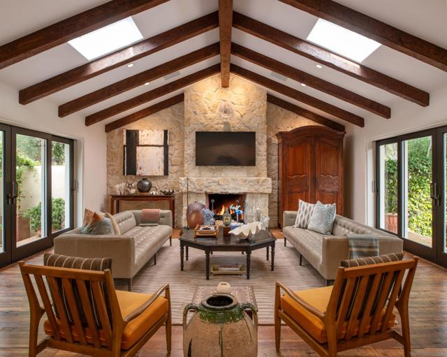 Image 20 of 48 For 6977 Las Colinas