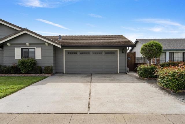 745 Ambrose Drive, Salinas CA: https://media.crmls.org/mediaz/807a10fc-7286-48da-baa0-25dfb7a72be5.jpg