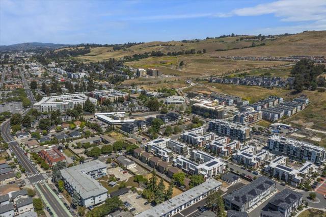 29333 Hub Court, Hayward CA: https://media.crmls.org/mediaz/807a3607-f407-4bde-ba0d-5f884e00499b.jpg