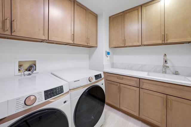 56300 Pebble Beach, La Quinta CA: https://media.crmls.org/mediaz/807a6290-52a2-42ca-aedd-7c9df74daf57.jpg