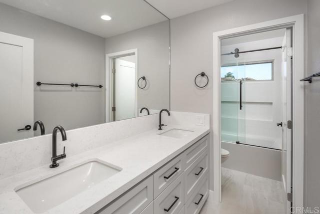 Detail Gallery Image 19 of 31 For 1808 Amalfi Dr, Encinitas,  CA 92024 - 4 Beds | 2/1 Baths