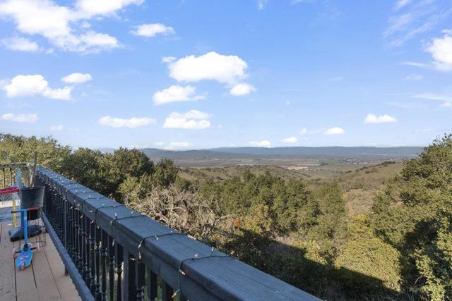 380 Hillside Road, San Juan Bautista CA: https://media.crmls.org/mediaz/807b91d8-0b84-4c7a-aadb-223cfdbd73aa.jpg