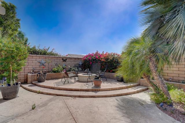 Detail Gallery Image 12 of 14 For 41425 Farmer Ct, Indio,  CA 92203 - 3 Beds | 2 Baths