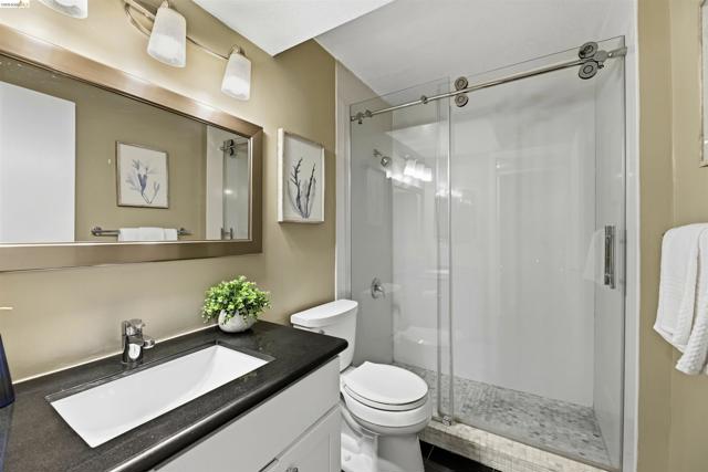 Image 22 of 38 For 535 Pierce 5203