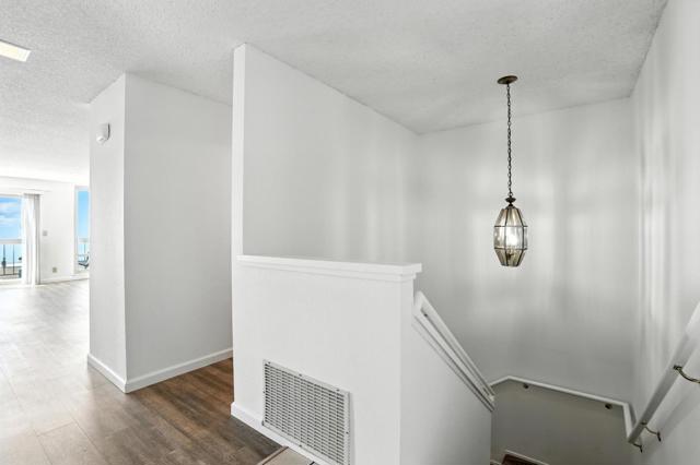 451 Roberts Road, Pacifica CA: https://media.crmls.org/mediaz/807c2a14-6b3d-41d3-a730-6884cac06cd5.jpg