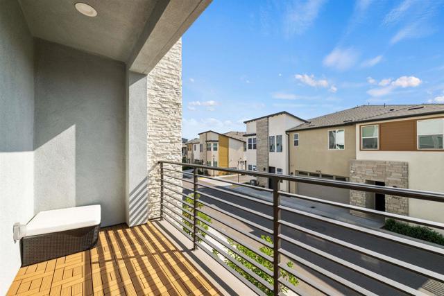 10422 Adamson Way, San Diego CA: https://media.crmls.org/mediaz/807c4a24-9a0e-47a2-ac80-b1bba310a996.jpg