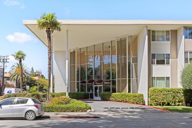 200 Elm Street, San Mateo CA: https://media.crmls.org/mediaz/807c97a6-e6b3-4342-894c-7f3a5ec4866f.jpg