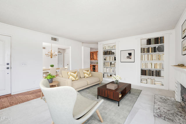 4934 Alta Colina Road, Camarillo CA: https://media.crmls.org/mediaz/807daf9c-6588-4f1d-b711-6d35603e32c8.jpg