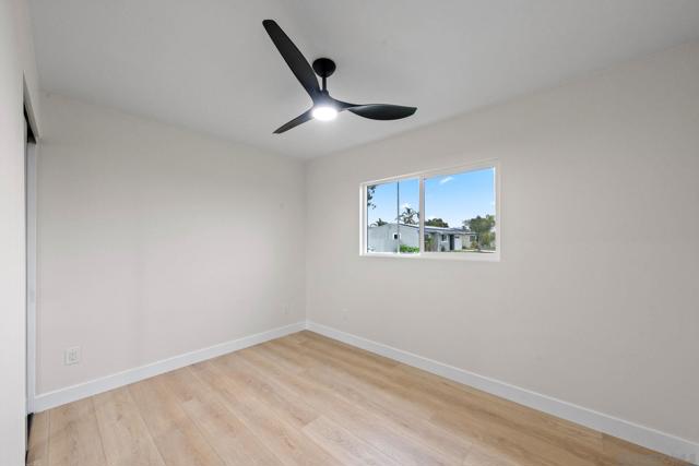 Image 30 of 48 For 4664 Isleta Ave