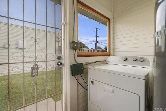 3805 Louisiana Street, San Diego CA: https://media.crmls.org/mediaz/807e3c24-656c-4442-88aa-e463ed3a370d.jpg