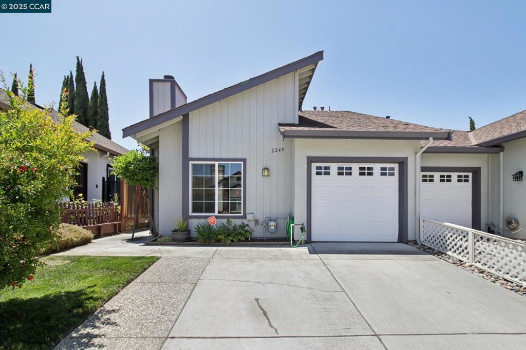 2249 Freya Dr