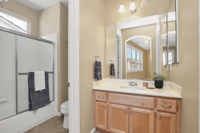 5618 Arcadia Cir, Discovery Bay CA: https://media.crmls.org/mediaz/807f189c-0ff1-4cc3-b6ea-ee5cc95871ce.jpg