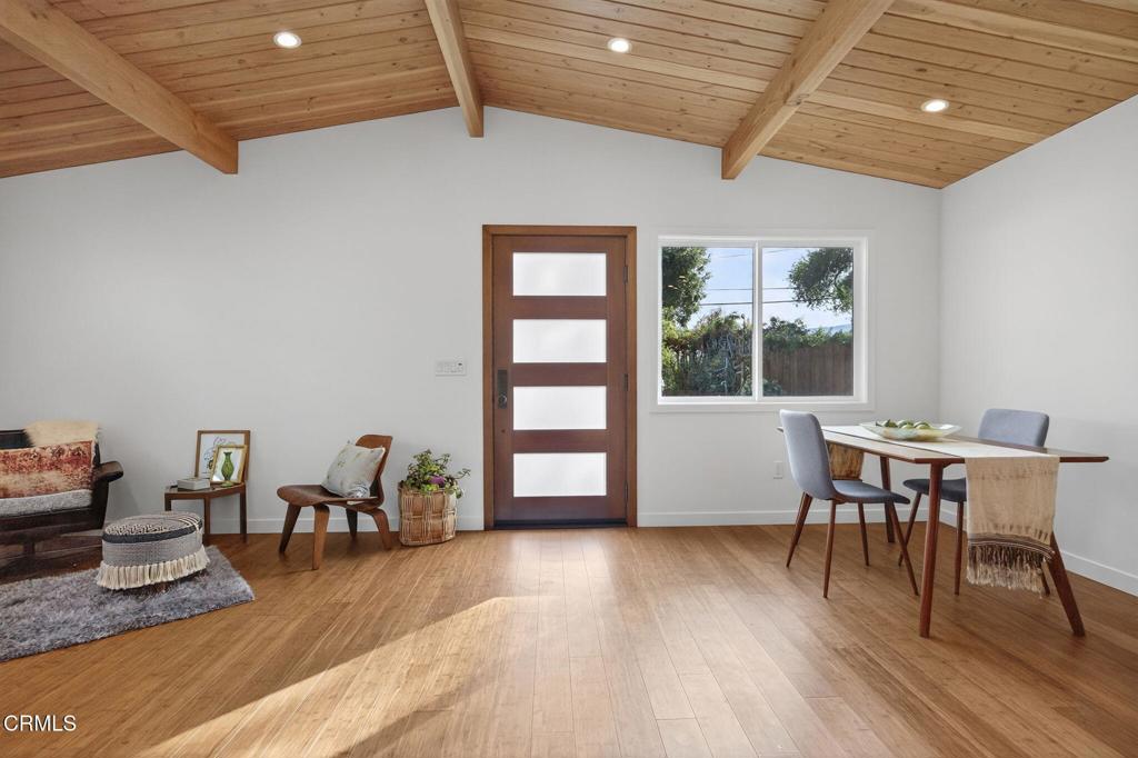 MLS #V1-33475 image #6